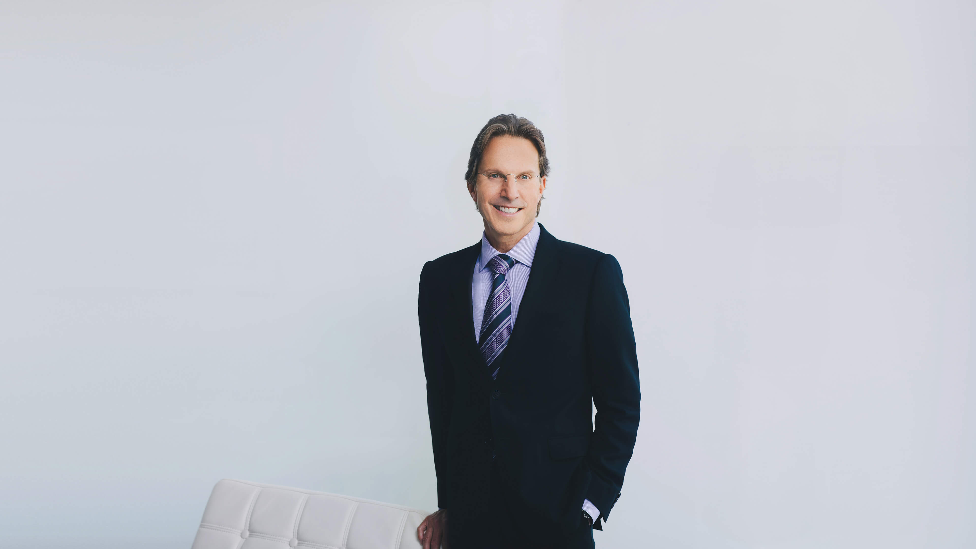 Lax O Sullivan Lisus Gottlieb_LOLG_Corporate headshots_Matt Gottlieb_2000 x 1333 (2)