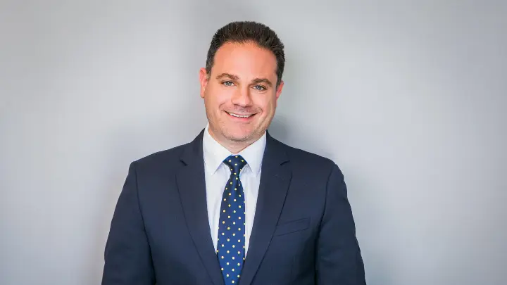 Lipman Zener Waxman_LZW_Corporate headshots_Sean Zeitz_Bio Image_IMG_7734